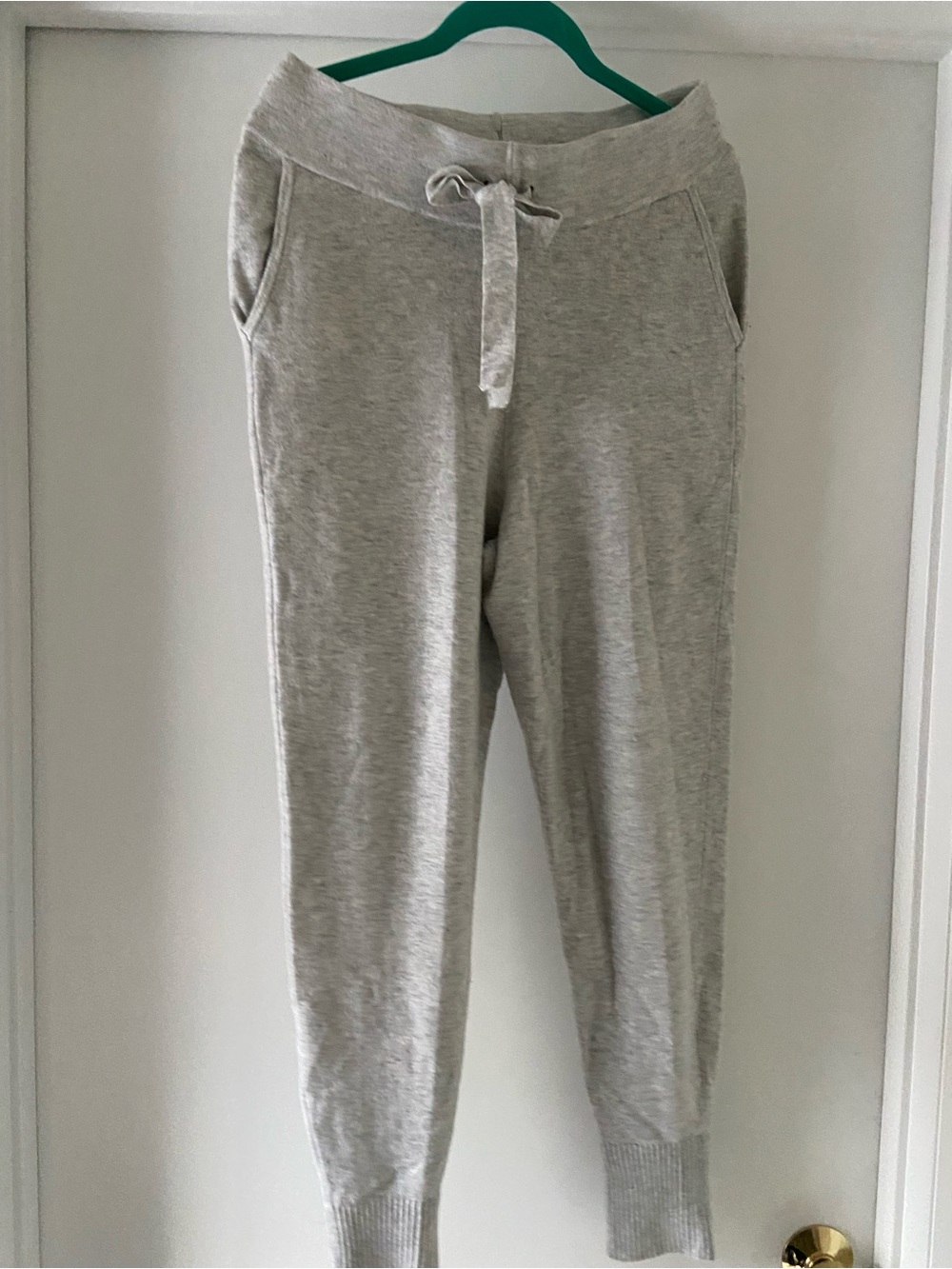 CALIA by Carrie Underwood Light Gray Lounge Sweatpants